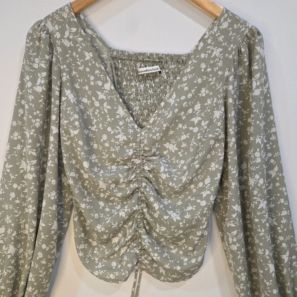 Abercrombie & Fitch Womens‎ Green Floral Blouse XXS Ruched Smocked Boho Fairy